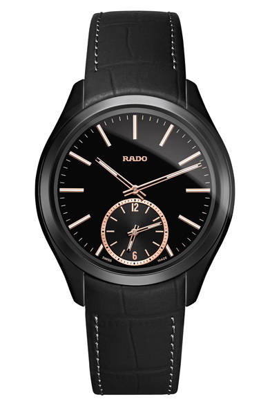 クォーツ、ハイテクセラミックケース、ケースサイズ直径42mm、50m防水、27万～30万2400円（税別）<br /><br />スウォッチ グループ ジャパン ラドー事業本部<br />Tel. 03-6254-7331