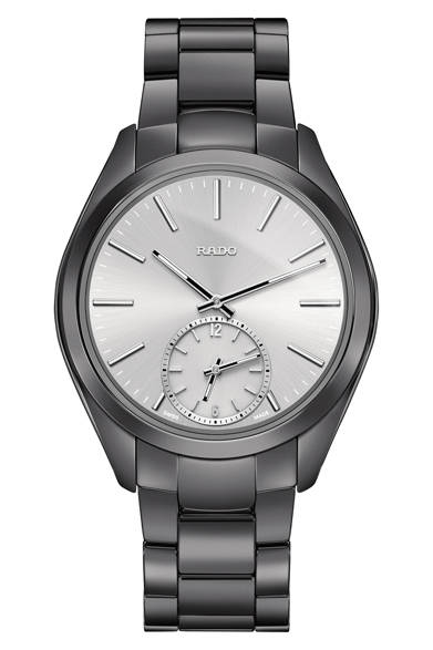 クォーツ、ハイテクセラミックケース、ケースサイズ直径42mm、50m防水、27万～30万2400円（税別）<br /><br />スウォッチ グループ ジャパン ラドー事業本部<br />Tel. 03-6254-7331