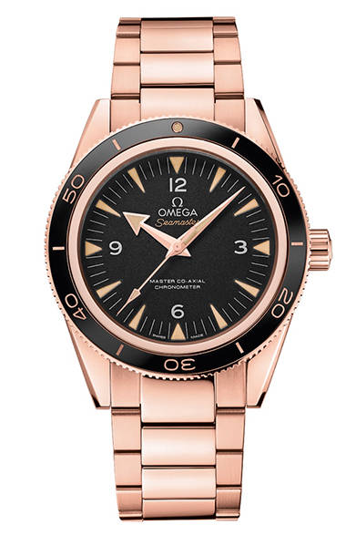 自動巻き、18K セドナゴールドケース、ケースサイズ直径41mm、300m防水、328万円（税抜）<br /><br />オメガお客様センター<br />Tel. 03-5952-4400