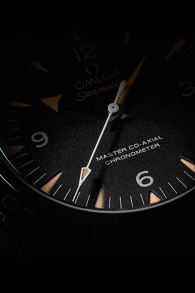 自動巻き、Tiケース、ケースサイズ直径41mm、300m防水、86万円（税抜）<br /><br />オメガお客様センター<br />Tel. 03-5952-4400