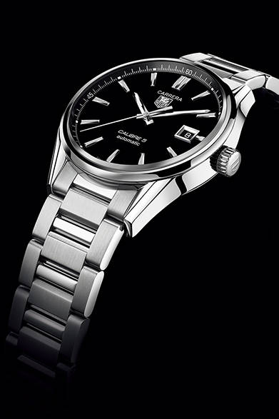 自動巻き、SSケース、ケースサイズ直径39mm、100m防水、29万円（税抜） <br /><br />LVMH ウォッチ・ジュエリー ジャパン タグ・ホイヤー ディヴィジョン<br />Tel. 03-3613-3921