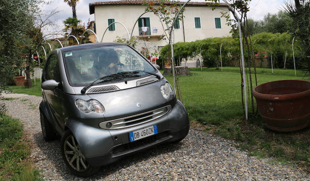 <strong>あなたのクルマ 見せてください 第10回　特別欧州篇 ファブリツィオ・カスプリーニ氏×プジョー407SW</strong>