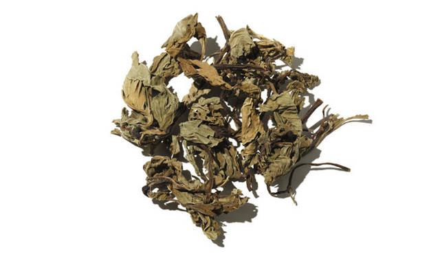 <strong>PLANTOLOGY｜プラントロジー</strong>　<strong>「INNER PEACE（インナーピース）」</strong><br>「ペパーミント」　胸の中のもやもやとした熱を発散させ、冷ます効果、頭痛を伴う生理痛、PMSに効果があるといわれる