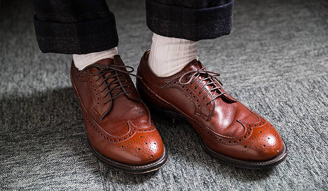 <strong>「モールデッド・シュー」</strong><br />営業時間｜平日 9:30～18:00、土曜 10:00～17:00<br />住所｜10 East 39th Street, New York, NY 10016 United States<br />Tel. +1-212-683-9389<br />http://www.mouldedshoe.com