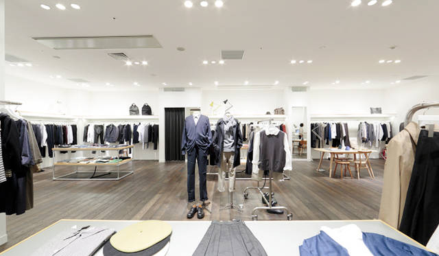 「MARGARET HOWELL SHOP&CAFE 二子玉川」　