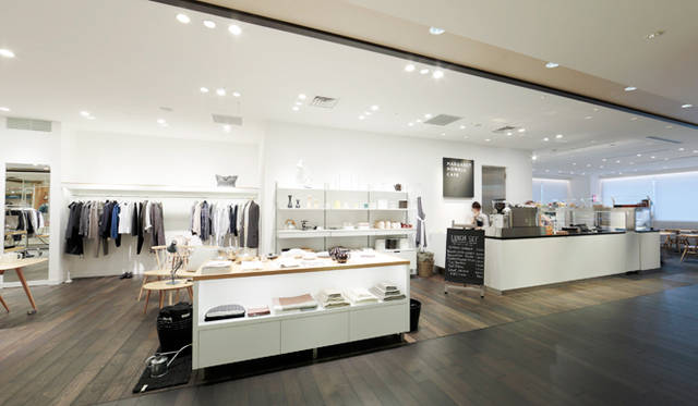 「MARGARET HOWELL SHOP&CAFE 二子玉川」　
