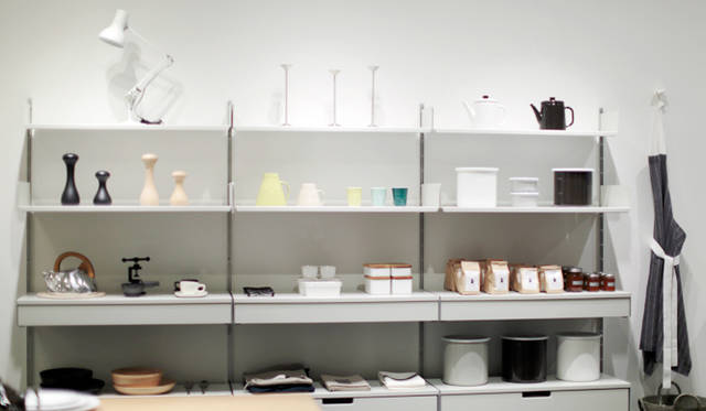 「MARGARET HOWELL SHOP&CAFE 二子玉川」　