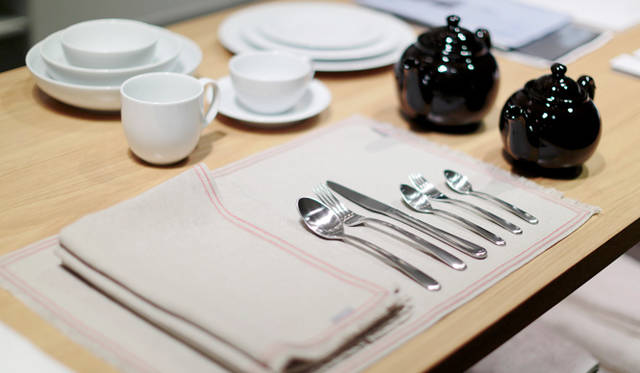 「MARGARET HOWELL SHOP&CAFE 二子玉川」　