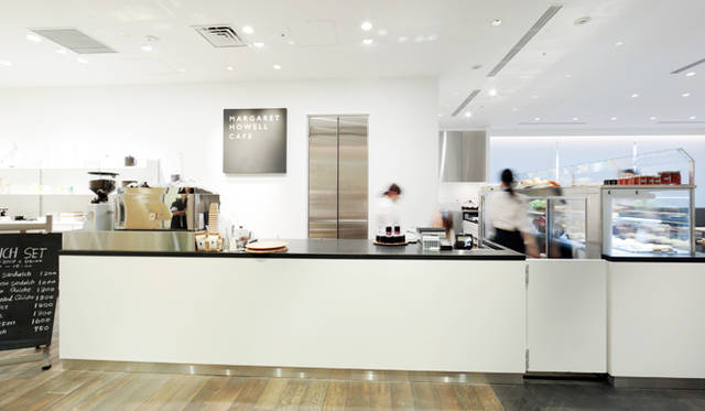 「MARGARET HOWELL SHOP&CAFE 二子玉川」　