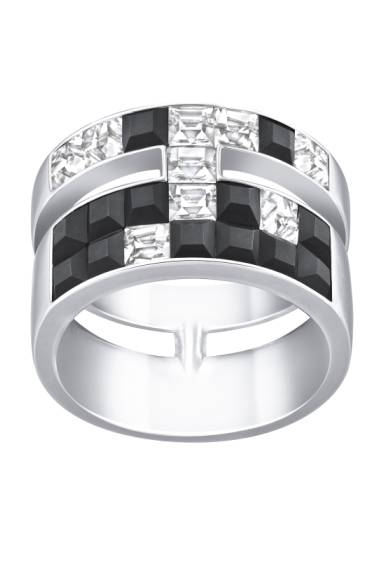 フローズン クリスタルズ：プレタポルテ コレクション<br />価格｜1万5800円～3万7200円<br />発売店舗｜全国のスワロフスキー・ストア40店舗で取り扱い<br />全17型発売中