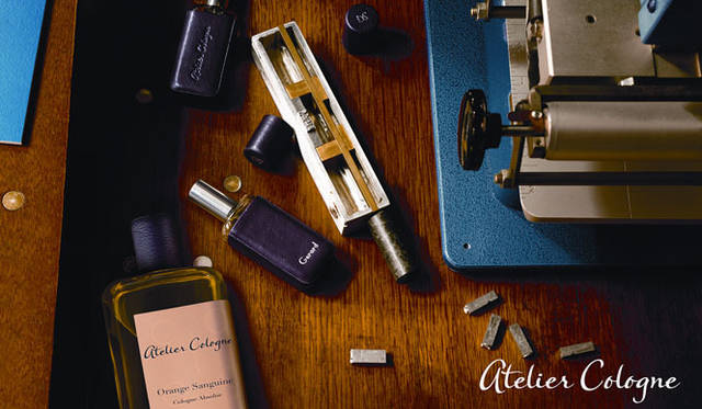 <strong>atelier cologne｜アトリエ・コロン</strong>　ビジュアルポストカード付き サンプル（全11種）