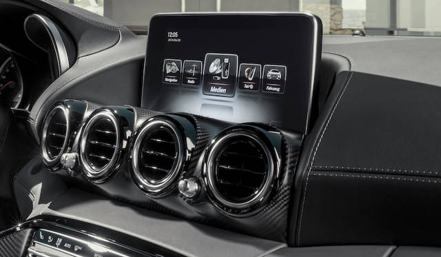 mercedes_amg_gt_049