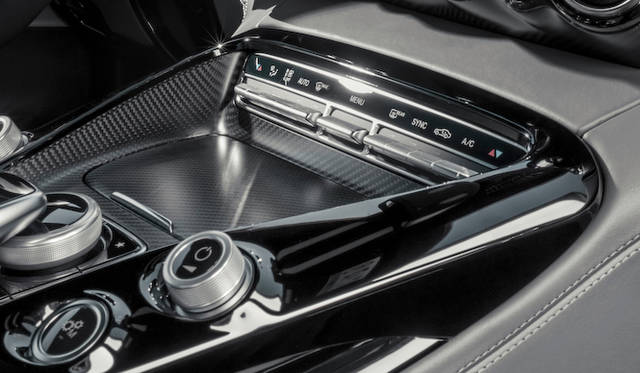 mercedes_amg_gt_056