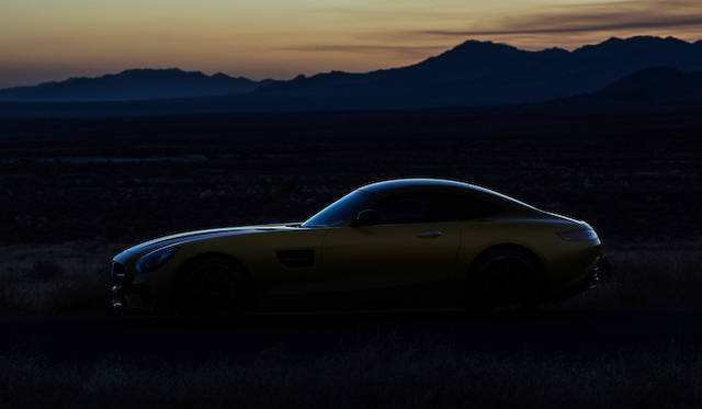 mercedes_amg_gt_099 写真のモデルは外装にナイトパッケージを適用