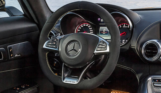 mercedes_amg_gt_135
