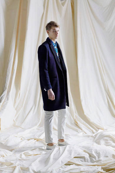 coat no.290　6万8040円、shirt no.272　2万5920円、pants no.264　1万9440円