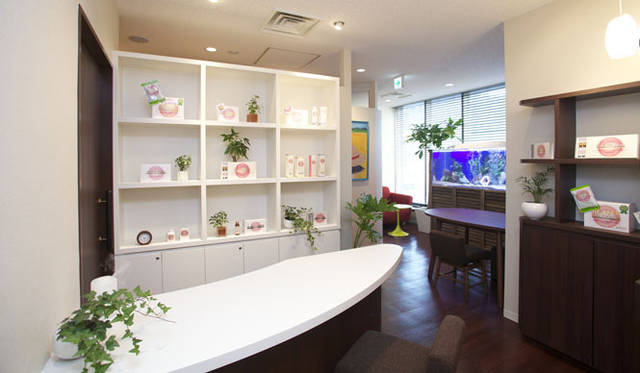 「GINZA B・X part2」店内