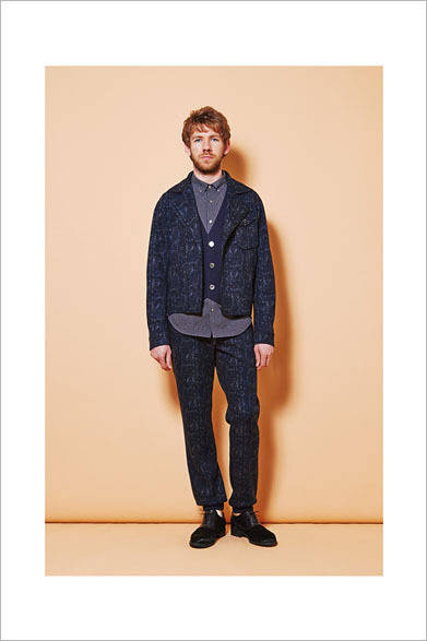 KNIT RIDERS JACKET 5万1840円、CHECK SHIRT 5万1840円、RIB PANTS 3万1320円