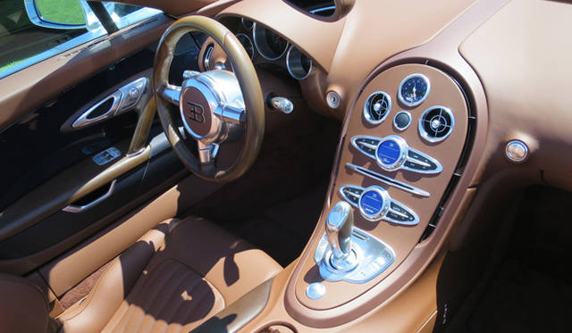 07_les_legendes_de_bugatti ブガッティ ヴェイロン 16.4 グラン スポーツ ヴィテス “エットーレ・ブガッティ”