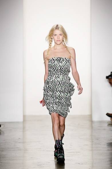 Jermey_Scott_S15_Show-19256f