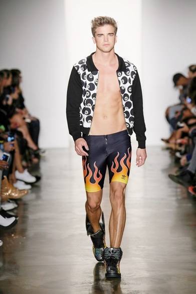 Jermey_Scott_S15_Show-19411f