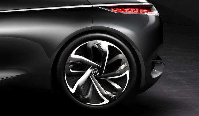 citroen_divine_ds_060