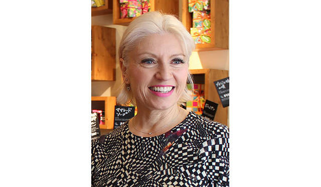 LUSH創立者の一人、ロウィーナ・バード