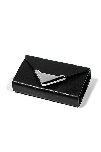 イヤフォンケース　8000円（税抜）