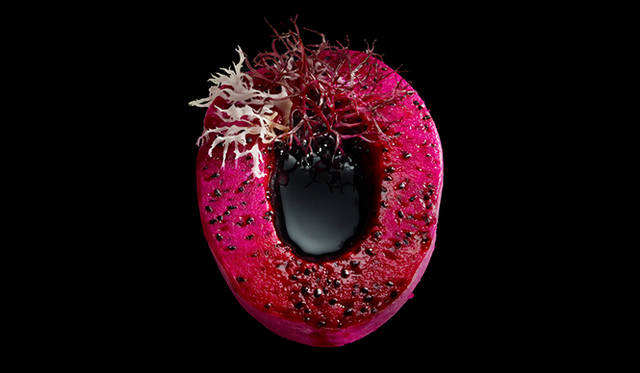 「taste of GUCCI」 Photograph by Hiroshi Iwasaki