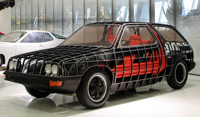 1973年のエネルギー危機に対応すべく、環境に優しく未来志向で研究された「FLAサステイナブルカー研究プロジェクト」