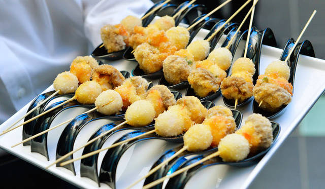 趣向に富んだパーティーのケータリング