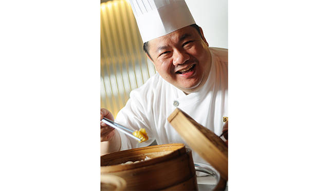 シャングリ・ラ ホテル シンガポールの中華料理「香宮（シャンパレス）」マスターシェフを務めるスティーブン・ン氏