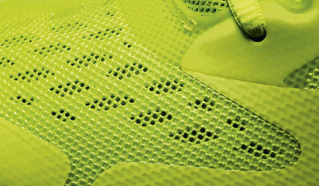 トレーニングシューズ「ナイキ ズーム ハイパークロス TR」