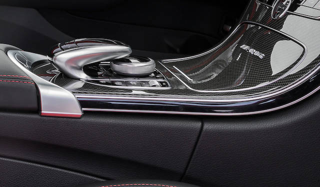 mb_amg_c63_095