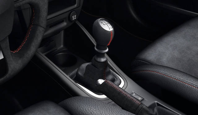 renault_megane_rs_torophy_r_049
