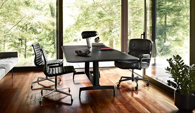 「AGL Table（AGL テーブル）」<br />価格は47万5200円から