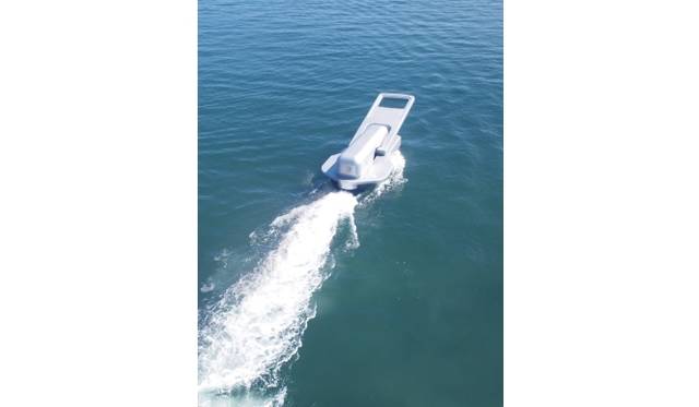 ファスナーの船　2010年