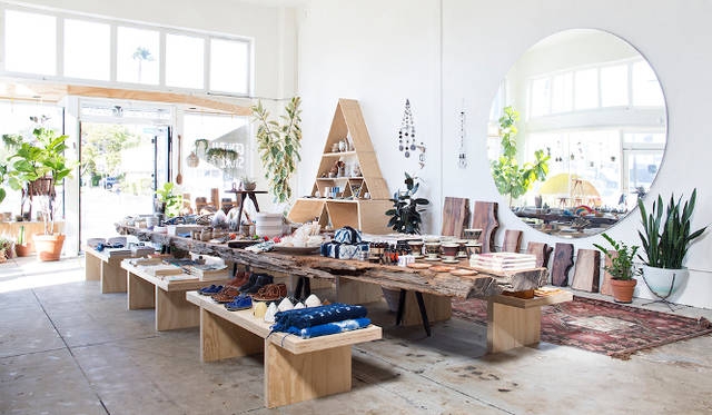 ヴェニスビーチにある「GENERAL STORE」