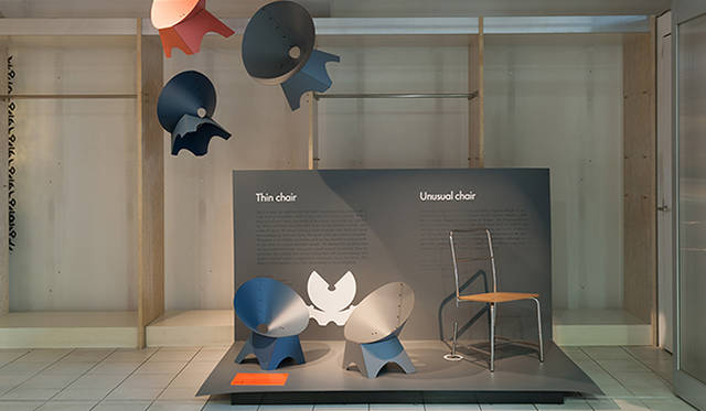 Any Tokyo 2013より、h220430の「Unusual chair」