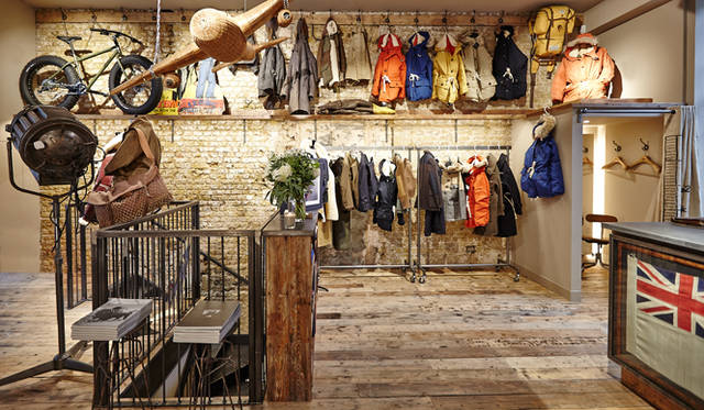 ロンドン・コベントガーデン「Nigel Cabourn THE ARMY GYM London Store」