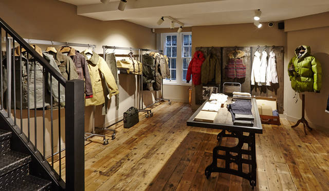 <strong>Nigel Cabourn｜ナイジェル・ケーボン</strong>　ロンドン・コベントガーデン「Nigel Cabourn THE ARMY GYM London Store」