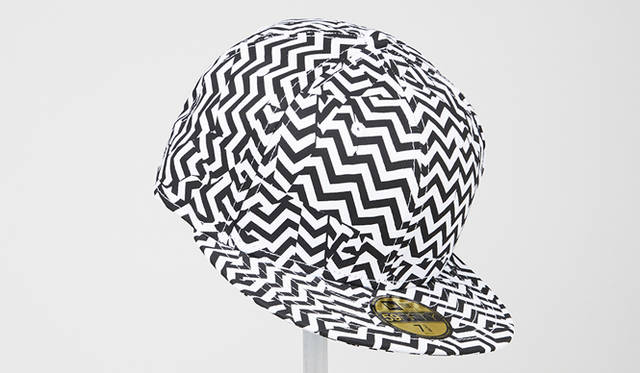 先行発売されるニューエラとの新作のキャップ。7000円（税抜）