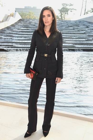 Jennifer Connelly｜ジェニファー・コノリー　（ルイ・ヴィトンの会場・パリ）