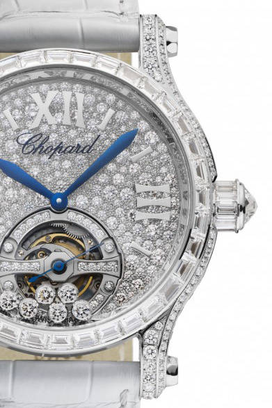 手巻き、18KWGケース、ダイヤモンド、アリゲーターストラップ、ケース径42mm、4679万6400円<br /><br />ショパール ジャパン プレス<br />Tel. 03-5524-8922