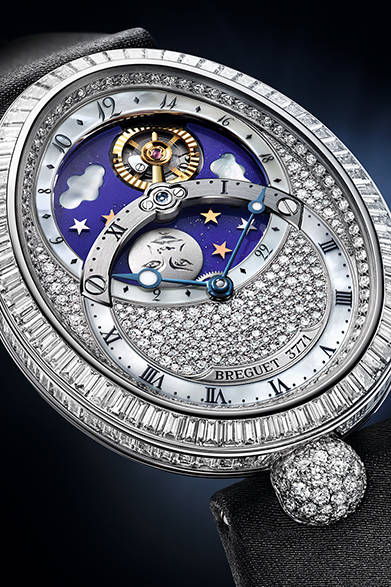 自動巻き、18KWGケース、ダイヤモンド、サテンストラップ、ケースサイズ42.5×32mm、2508万8400円<br /><br />ブレゲ ブティック銀座<br />Tel. 03-6254-7211