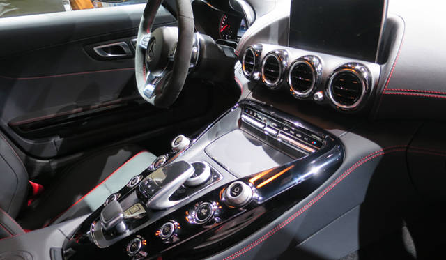 メルセデスAMG GTのインテリア