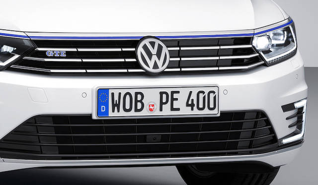 vw_passat_gte_016