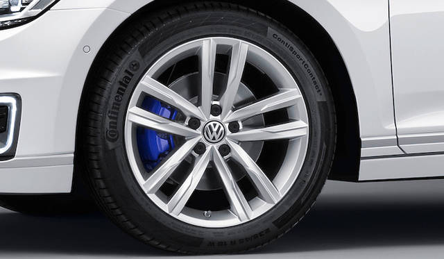 vw_passat_gte_019