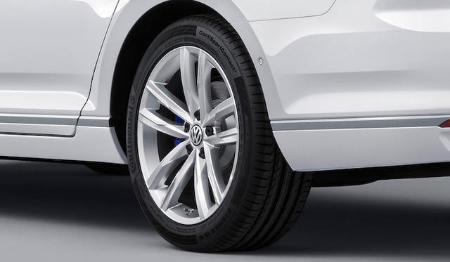 vw_passat_gte_030