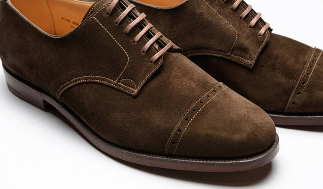 <strong>「Crockett&Jones（クロケット＆ジョーンズ）」</strong>　8万6400円